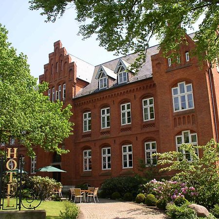Hotel Altes Gymnasium Husum  Exterior foto